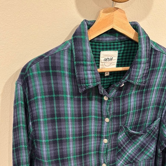 Aerie Women’s Plaid Long Sleeve Button Down Shirt Green Blue Size M - Picture 3 of 4